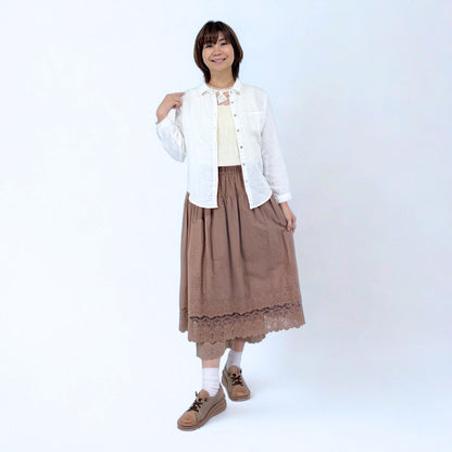 しあわせボタンの柔らかブラウス