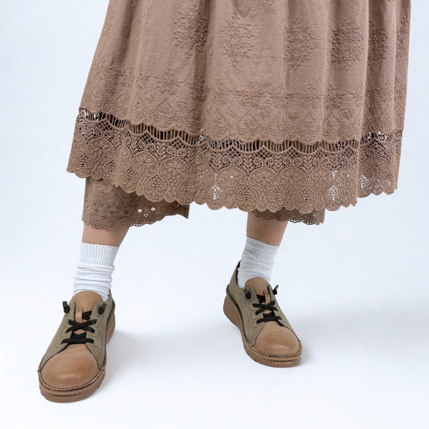 ズボスカパン（透かしレース）