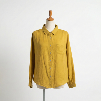 しあわせボタンの柔らかブラウス