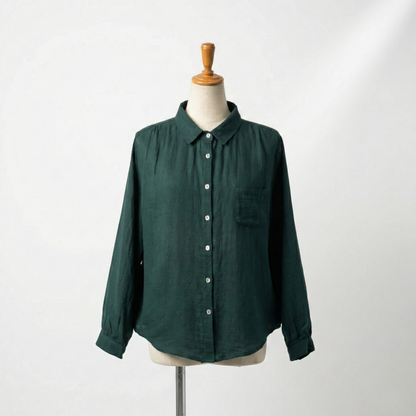 しあわせボタンの柔らかブラウス